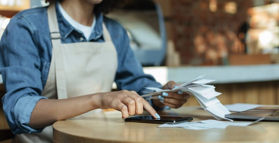 Como fazer fluxo de caixa de restaurante: veja o passo a passo